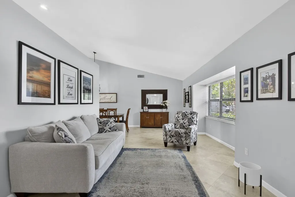 559 Azure Avenue Wellington FL 33414