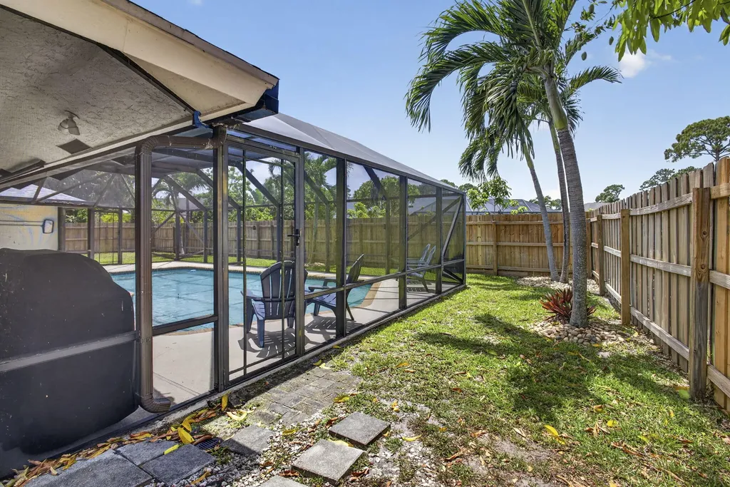 559 Azure Avenue Wellington FL 33414