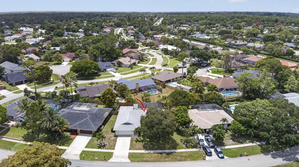 559 Azure Avenue Wellington FL 33414