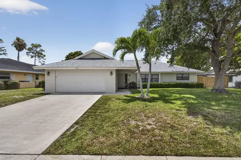 559 Azure Avenue Wellington FL 33414