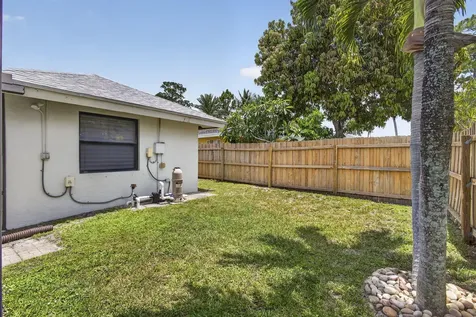 559 Azure Avenue Wellington FL 33414