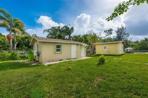15285 San Diego Drive Loxahatchee Groves FL 33470