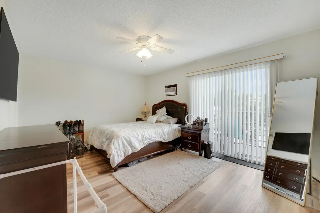 146 Mansfield D Boca Raton FL 33434