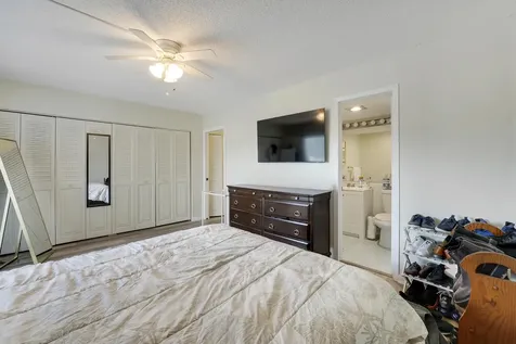 146 Mansfield D Boca Raton FL 33434