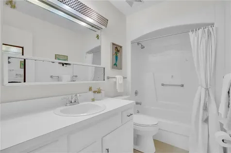 6 Vista Palm Lane Vero Beach FL 32962