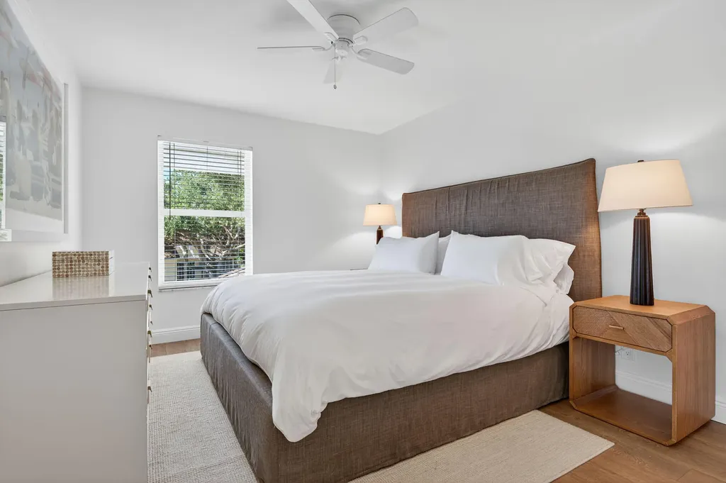 11352 Briarwood Place North Palm Beach FL 33408