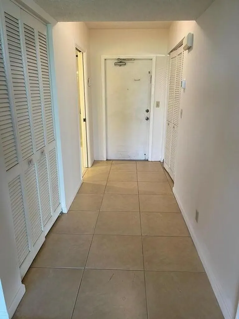 5981 Via Vermilya Lake Worth FL 33462