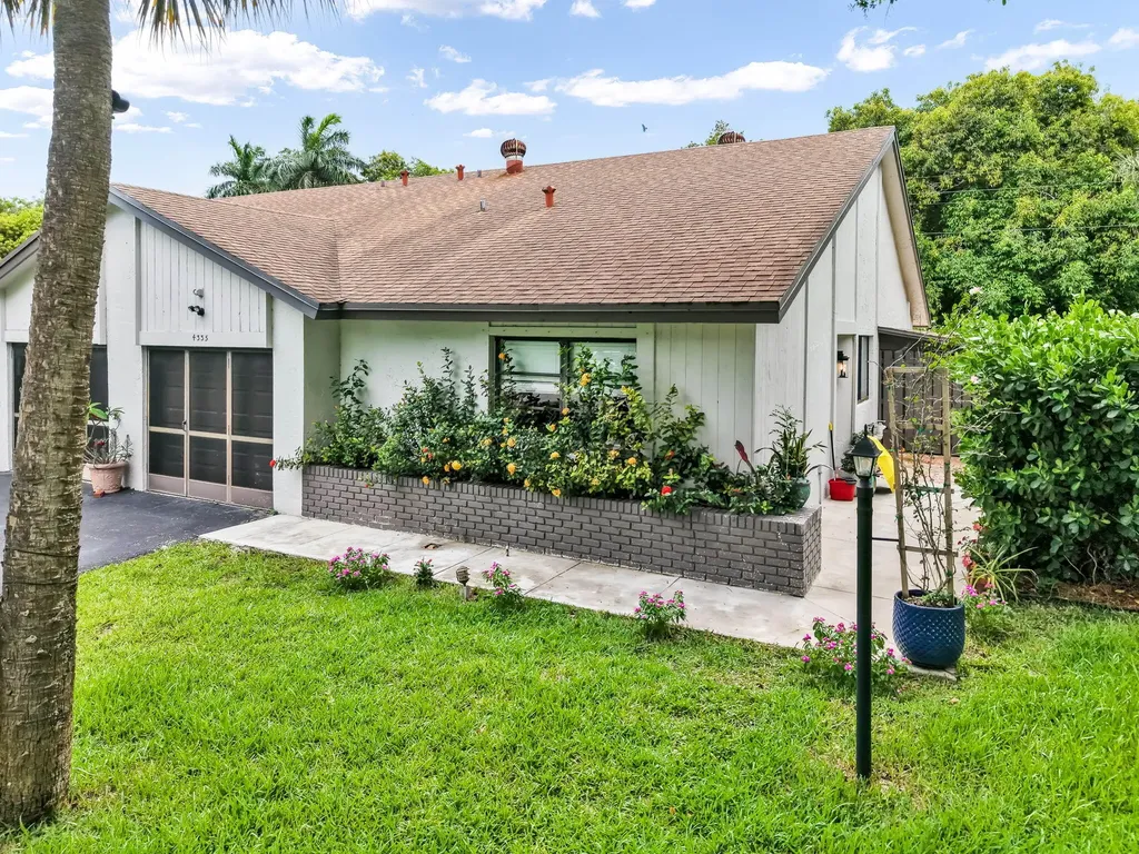 4335 N Palm Forest Drive Drive N Delray Beach FL 33445