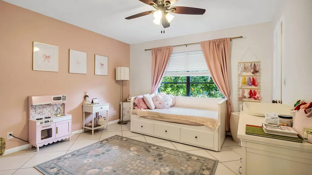 4335 N Palm Forest Drive Drive N Delray Beach FL 33445