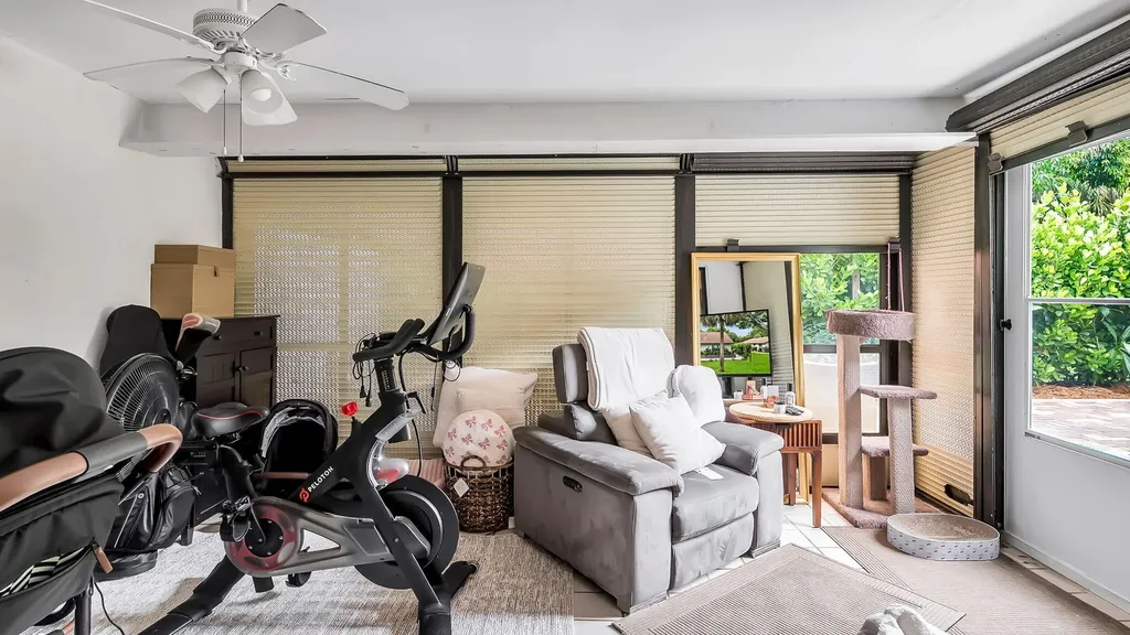 4335 N Palm Forest Drive Drive N Delray Beach FL 33445