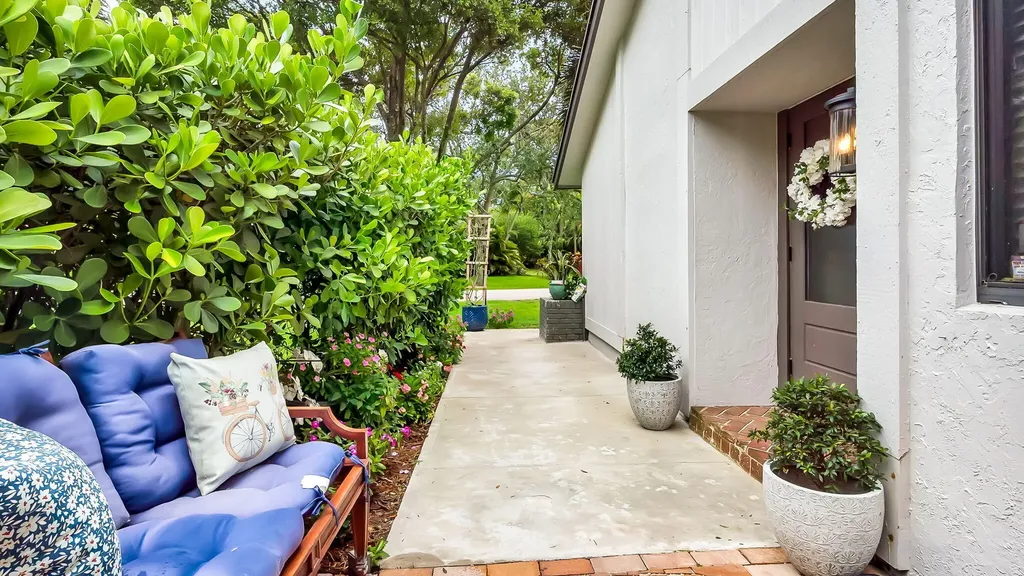4335 N Palm Forest Drive Drive N Delray Beach FL 33445