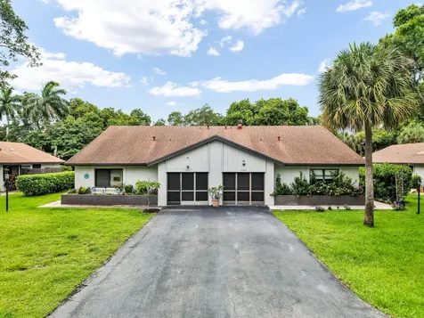 4335 N Palm Forest Drive Drive N Delray Beach FL 33445