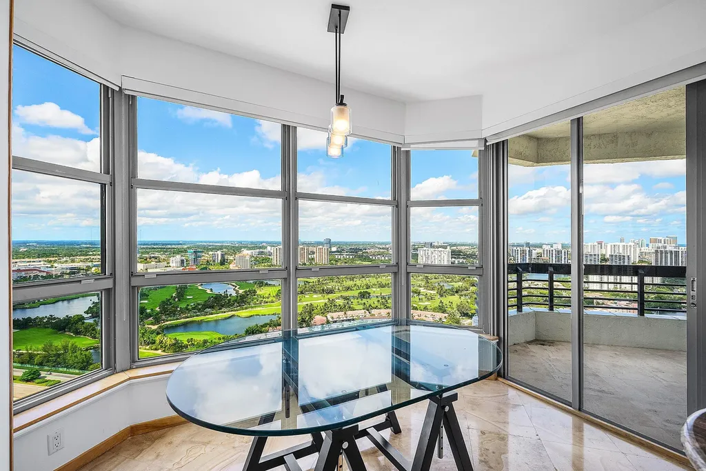 3500 Mystic Pointe Drive Aventura FL 33180