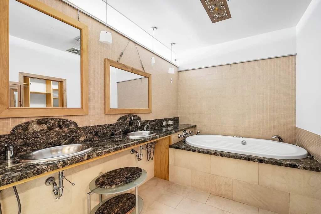 3500 Mystic Pointe Drive Aventura FL 33180