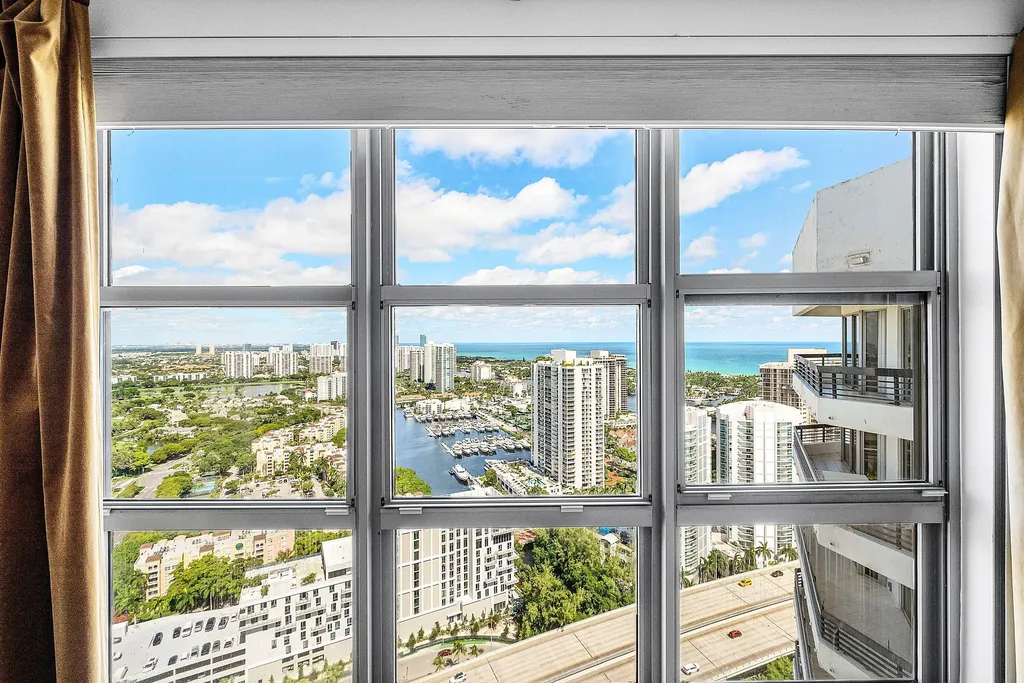 3500 Mystic Pointe Drive Aventura FL 33180