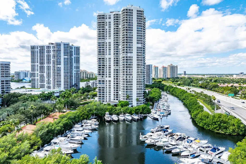3500 Mystic Pointe Drive Aventura FL 33180