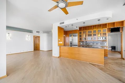 3500 Mystic Pointe Drive Aventura FL 33180