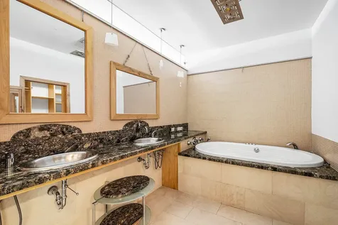 3500 Mystic Pointe Drive Aventura FL 33180