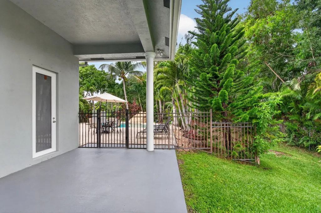 16541 SW 62nd Street Southwest Ranches FL 33331