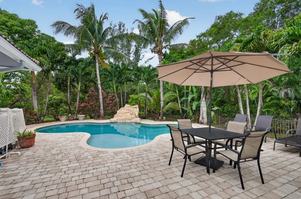 16541 SW 62nd Street Southwest Ranches FL 33331