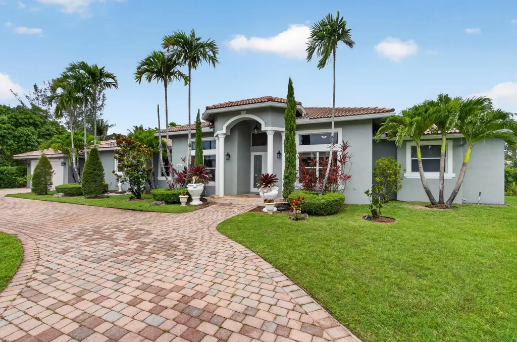 16541 SW 62nd Street Southwest Ranches FL 33331
