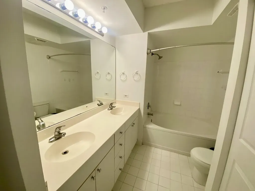 17100 N Bay Road Sunny Isles Beach FL 33160
