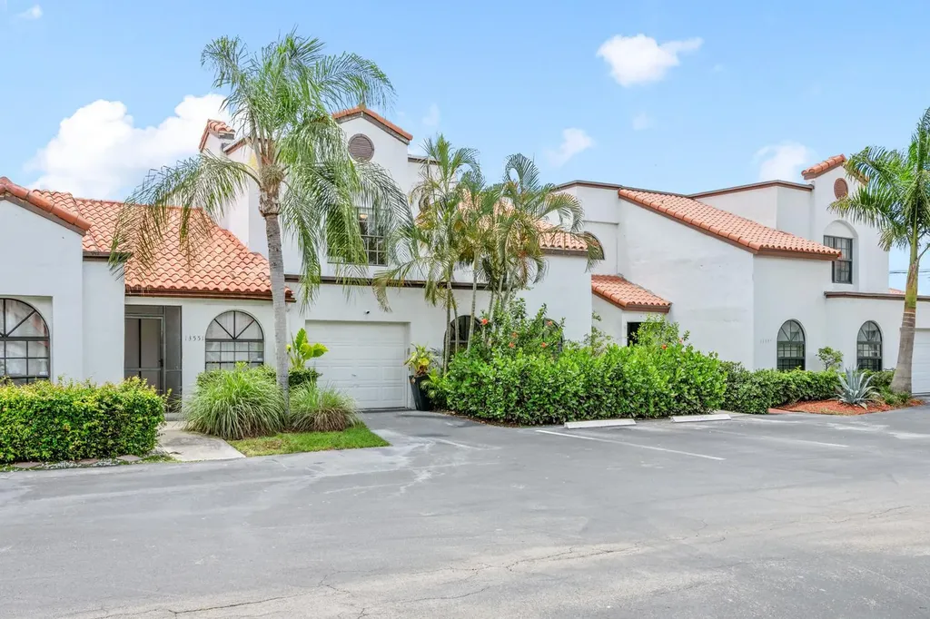 13549 Fountain View Boulevard Wellington FL 33414