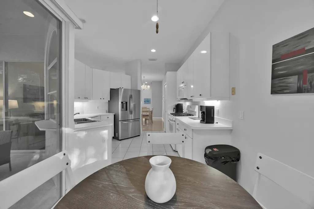 615 SW St Thomas Cove Port St Lucie FL 34986