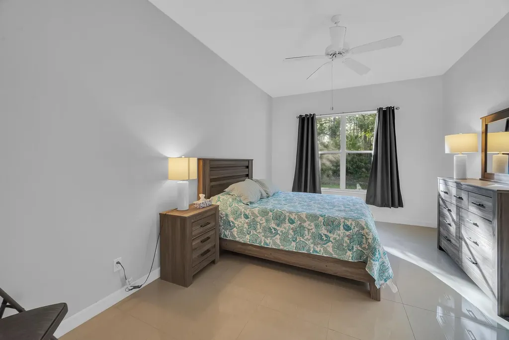 615 SW St Thomas Cove Port St Lucie FL 34986