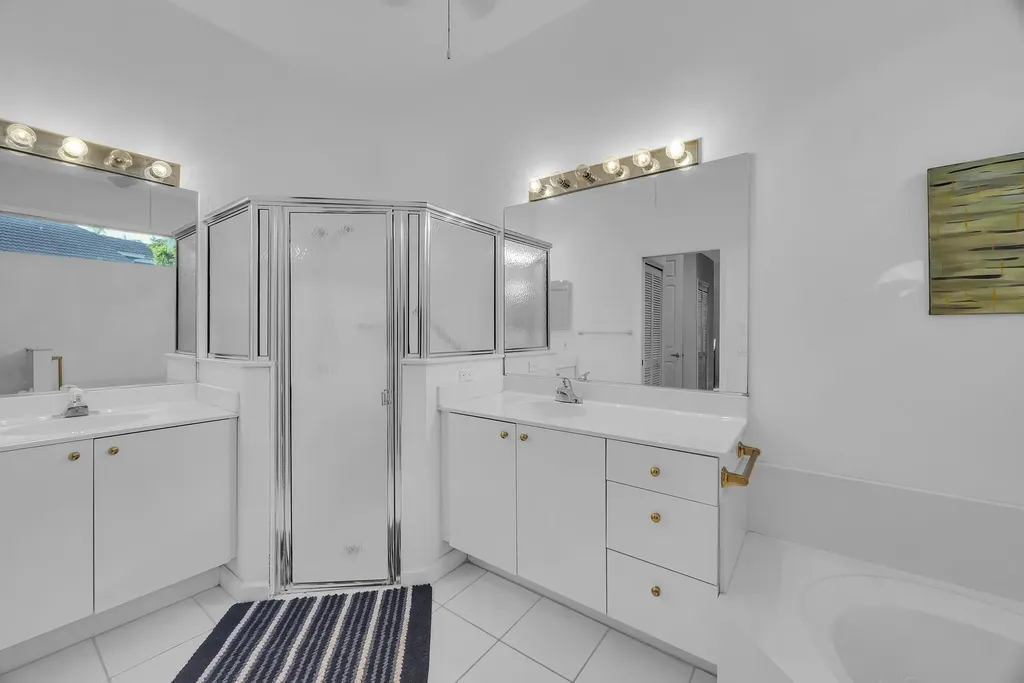 615 SW St Thomas Cove Port St Lucie FL 34986