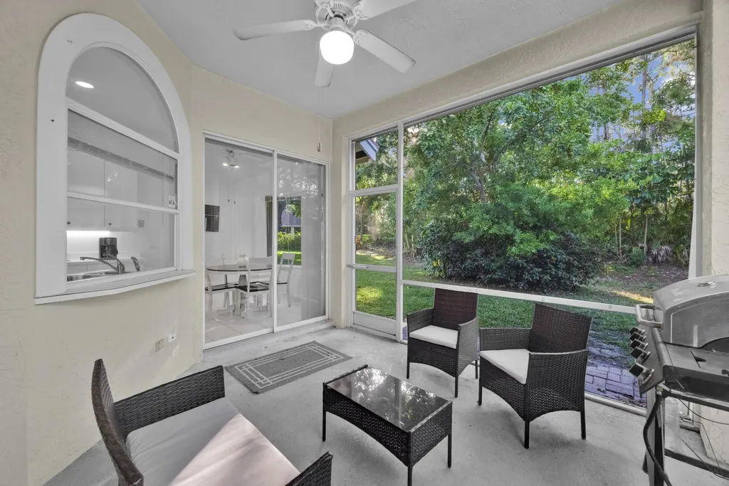 615 SW St Thomas Cove Port St Lucie FL 34986