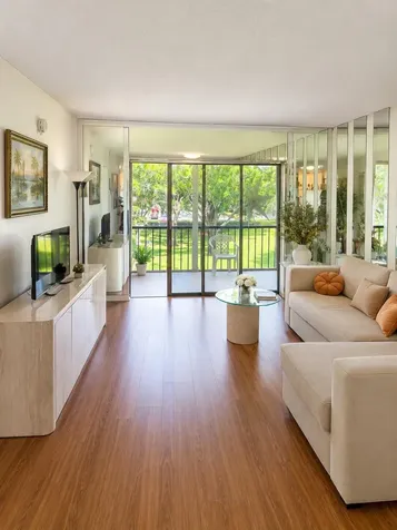 8990 S Hollybrook Boulevard Pembroke Pines FL 33025
