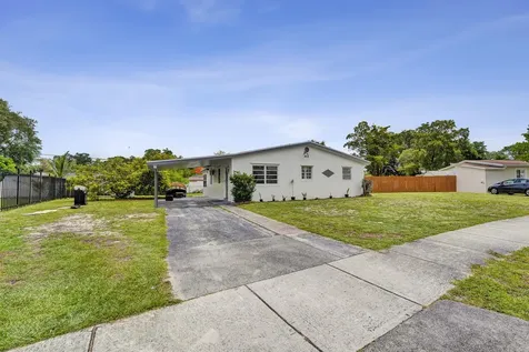 4111 SW 32nd Drive West Park FL 33023