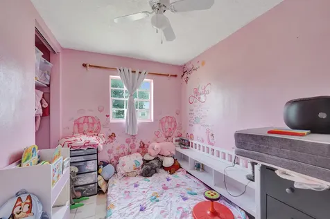 4111 SW 32nd Drive West Park FL 33023