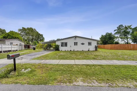 4111 SW 32nd Drive West Park FL 33023