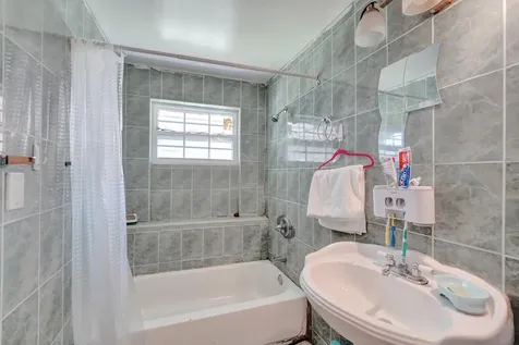4111 SW 32nd Drive West Park FL 33023