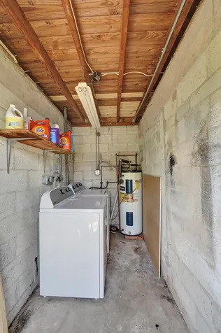 4111 SW 32nd Drive West Park FL 33023