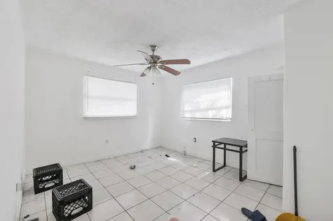2476 NW 15th Street Miami FL 33125