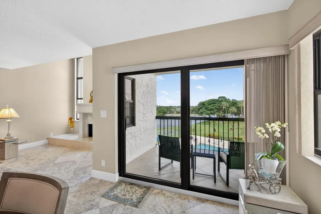 364 Golfview Road North Palm Beach FL 33408