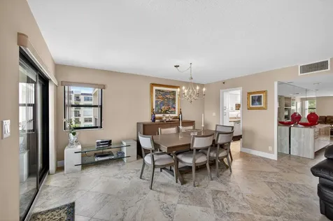 364 Golfview Road North Palm Beach FL 33408