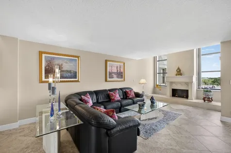 364 Golfview Road North Palm Beach FL 33408