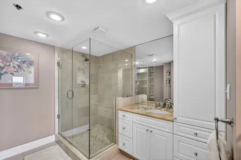 364 Golfview Road North Palm Beach FL 33408