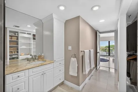 364 Golfview Road North Palm Beach FL 33408