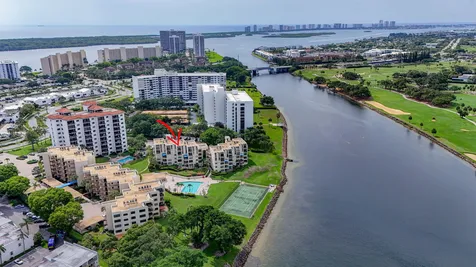 364 Golfview Road North Palm Beach FL 33408