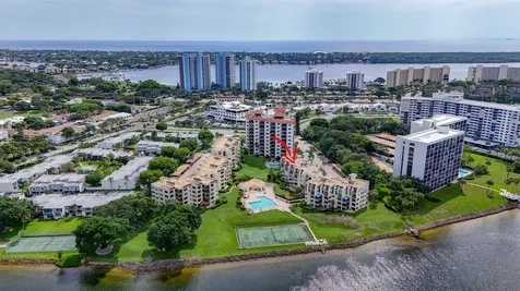 364 Golfview Road North Palm Beach FL 33408