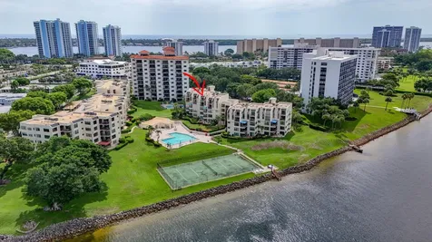 364 Golfview Road North Palm Beach FL 33408