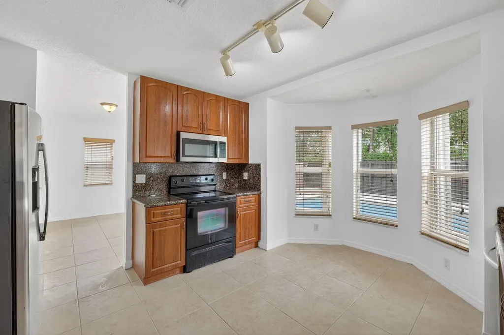 1975 NE 36th Avenue Homestead FL 33033