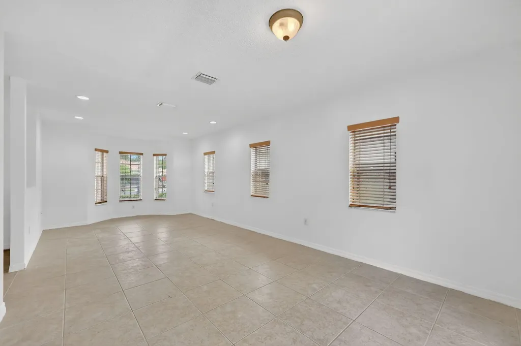 1975 NE 36th Avenue Homestead FL 33033