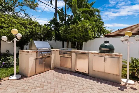 2141 NE 67th Street Fort Lauderdale FL 33308