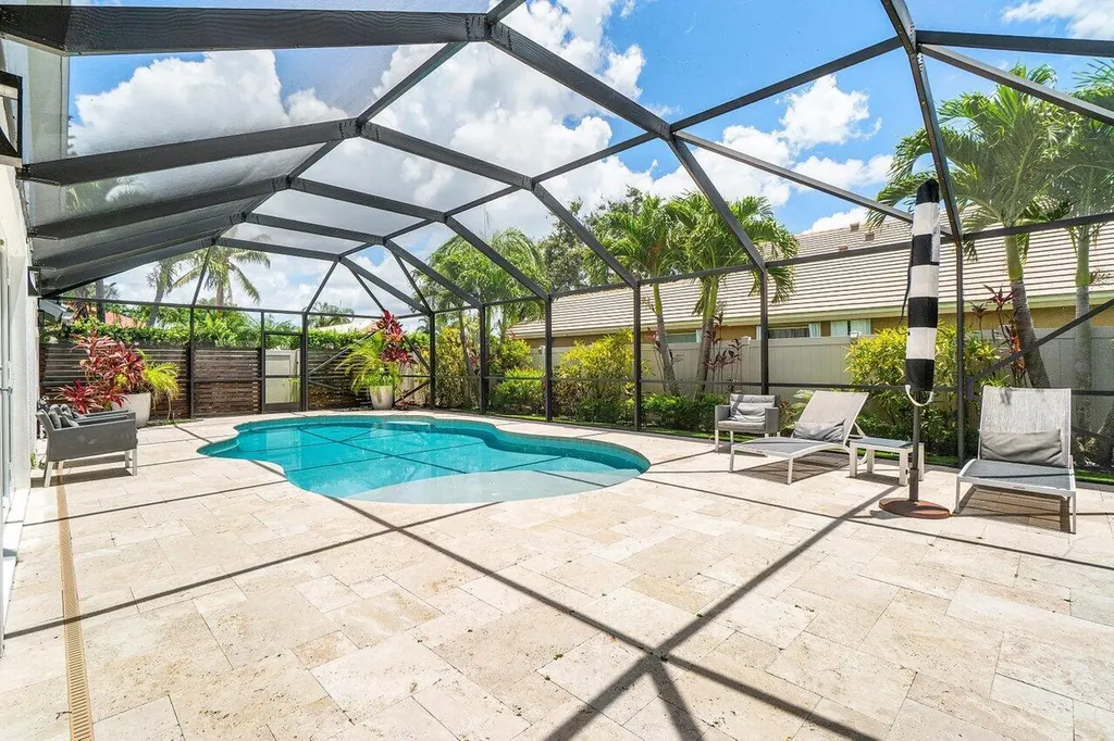 2470 Sandstone Court Wellington FL 33414
